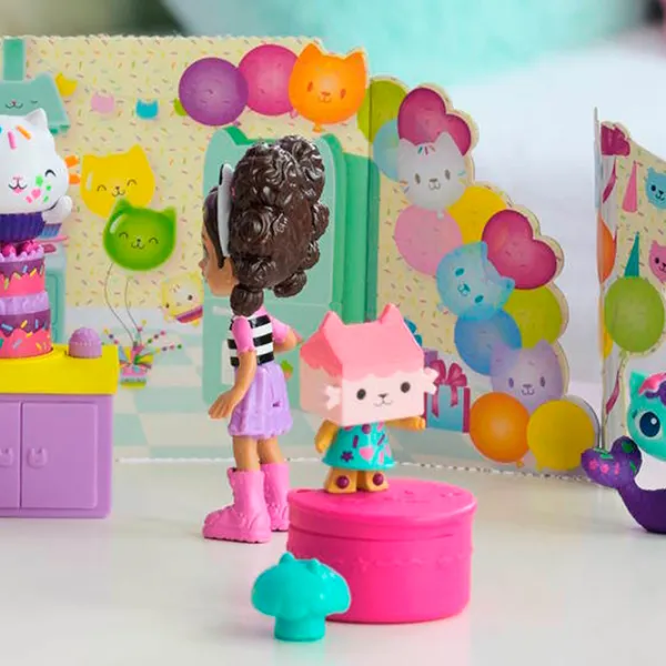 Фигурки Spin Master Gabby`s Dollhouse Подарок на день рождения Бриошесель 3+ / Разноцветный photo 4 Фигурки Spin Master Gabby`s Dollhouse Подарок на день рождения Бриошесель 3+ / Разноцветный photo 4