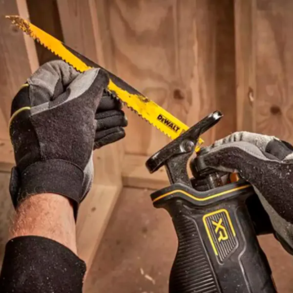 Fierăstrău sabie Dewalt DCS382N-XJ  / Yellow photo 5