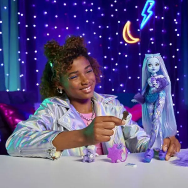 Кукла Mattel Abbey Bominable HNF64 модель / 3+ photo 7 Кукла Mattel Abbey Bominable HNF64 модель / 3+ photo 7