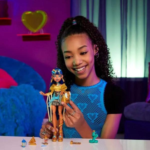 Кукла Mattel Cleo De Nile HXH74 модель / 4+ photo 9 Кукла Mattel Cleo De Nile HXH74 модель / 4+ photo 9