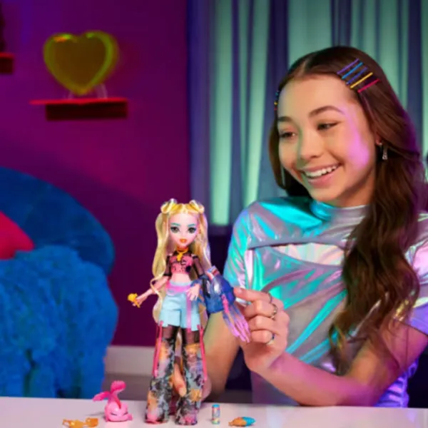 Кукла Mattel Lagoona Blue HXH75 модель / 4+ photo 7 Кукла Mattel Lagoona Blue HXH75 модель / 4+ photo 7