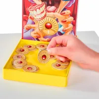 Настольная игра Tomy Greedy Granny in a Spin 5+/ Развитие photo 5