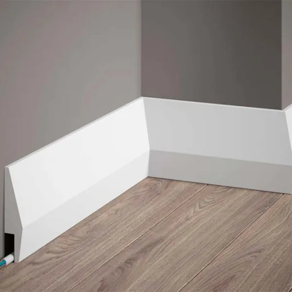 Плинтус MARDOM DECOR MD016 Полимерный / 2000 мм photo 1