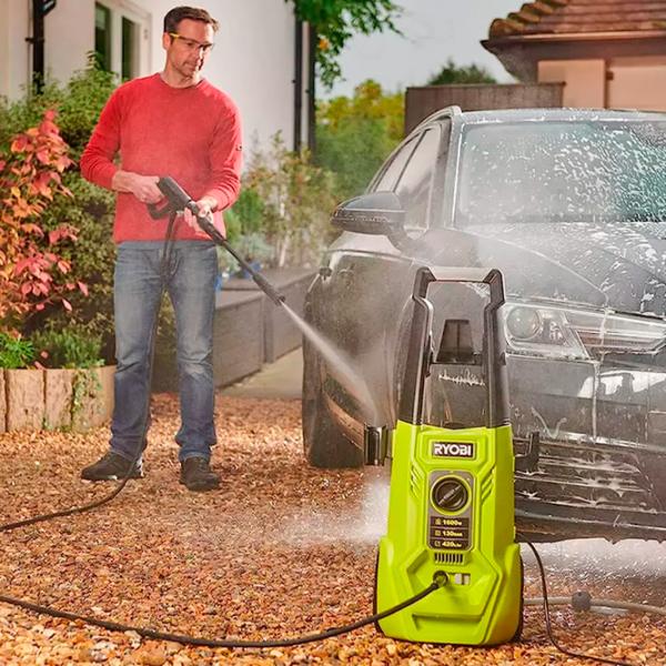 Maşină de curăţat cu presiune Ryobi RY130PWA-P 1600 W / Green photo 5 Maşină de curăţat cu presiune Ryobi RY130PWA-P 1600 W / Green photo 5