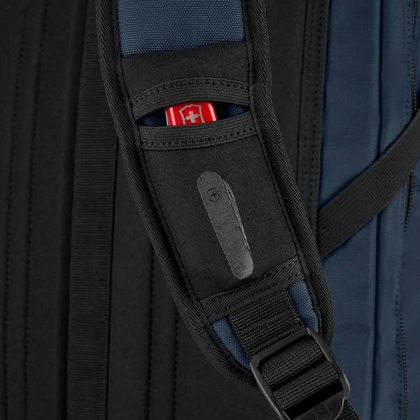 Рюкзак для ноутбука Victorinox Original Slimline Laptop 15.6" / Черный Синий / 24л photo 7 Рюкзак для ноутбука Victorinox Original Slimline Laptop 15.6" / Черный Синий / 24л photo 7