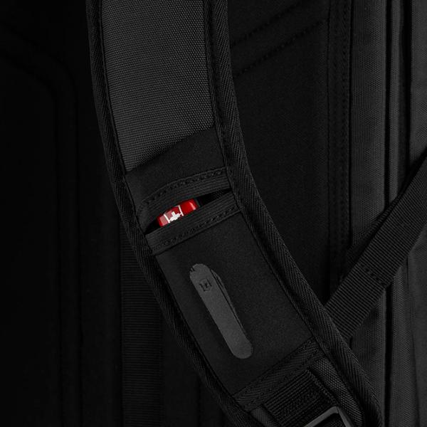 Рюкзак для ноутбука Victorinox Altmont Original Flapover 15.6" / Серый Черный / 15л photo 8 Рюкзак для ноутбука Victorinox Altmont Original Flapover 15.6" / Серый Черный / 15л photo 8