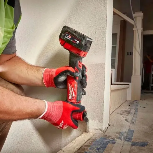 Многофункциональная машина Milwaukee M18FMT-0X Красный / Силикон photo 7
