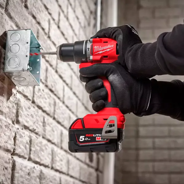 Дрель-шуруповерт Milwaukee M18BLPDRC-422C 1700 об/мин photo 2