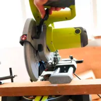Торцовочная пила Ryobi EMS216L 216 мм / Нержавеющая сталь photo 8
