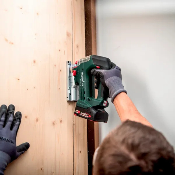 Fierăstrău pentru decupat Metabo STB 18 L 90 22 mm / Dark Green photo 4