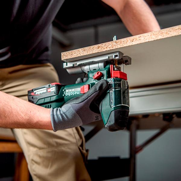 Fierăstrău pentru decupat Metabo STB 18 L 90 22 mm / Dark Green photo 5