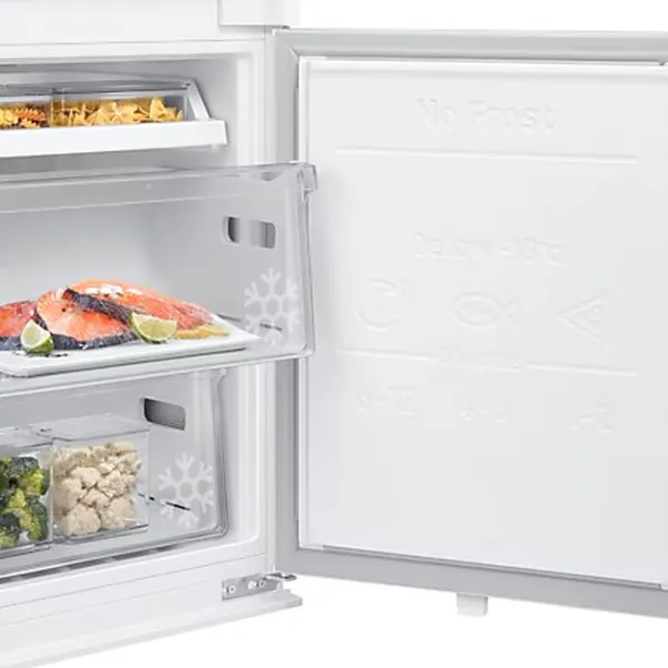 Frigider încorporabil Samsung BRB70F30AES0EO cu congelator jos 298 l / 193.5 cm / White photo 9