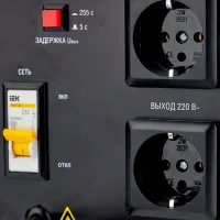 Стабилизатор напряжения IEK IVS20-1-02000 Реле / 2 кВт photo 2