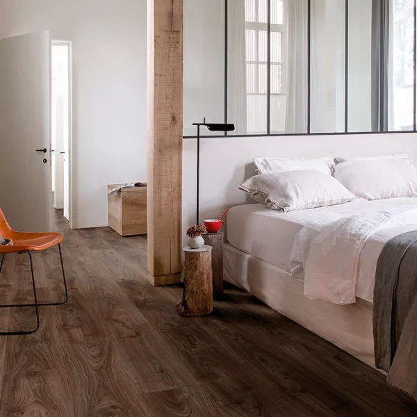 Виниловые полы Quick-Step Balance Glue Plus Dark wood / LVT photo 2