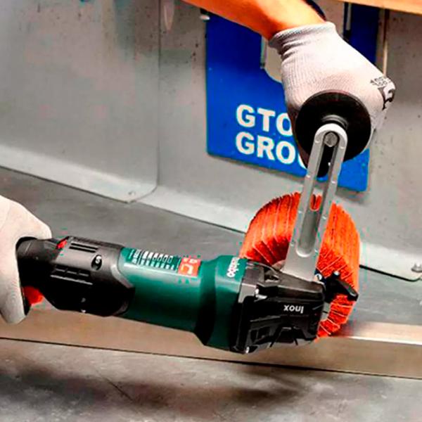Șlefuitor Metabo SE 17-200RT Cu perie / 1700 W / Black photo 7 Șlefuitor Metabo SE 17-200RT Cu perie / 1700 W / Black photo 7