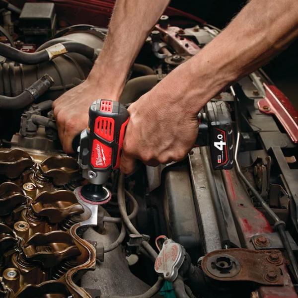 Mașină de lustruit Milwaukee M12BPS-0 De polisat / / Red photo 8 Mașină de lustruit Milwaukee M12BPS-0 De polisat / / Red photo 8