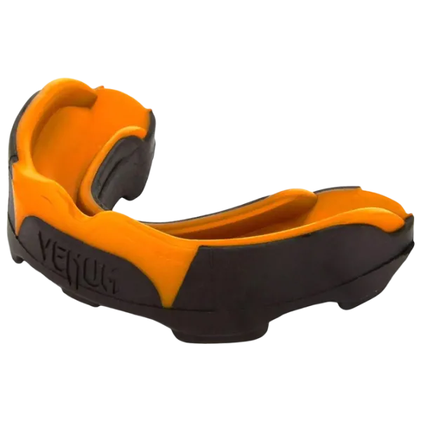 Capă de protecție Venum Predator Orange / Termoplastic /  photo 2 Capă de protecție Venum Predator Orange / Termoplastic /  photo 2