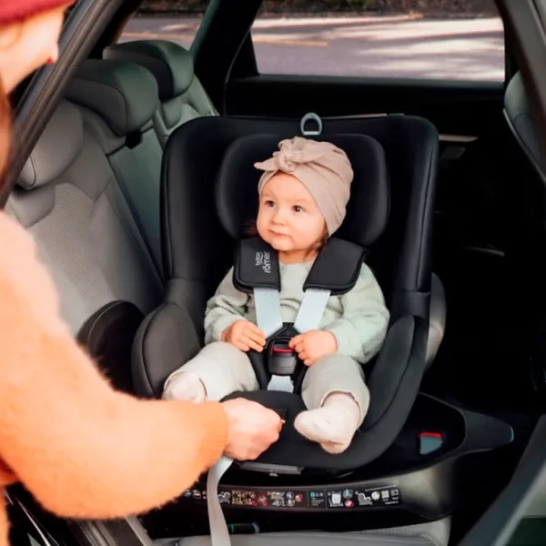 Детское автокресло Britax-Römer Dualfix M Plus  3 месяца - 4 года / 20 кг / Синий photo 8