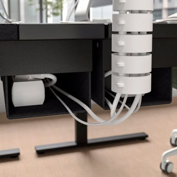 Masă de birou Ikea Mittzon PAL/ Black photo 4