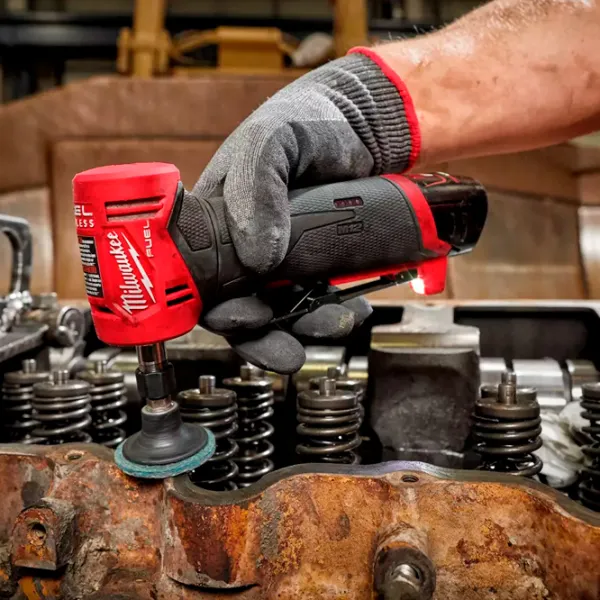 Шлифовальная машина Milwaukee M12FDGA-0 Угловая / / Красный photo 8 Шлифовальная машина Milwaukee M12FDGA-0 Угловая / / Красный photo 8