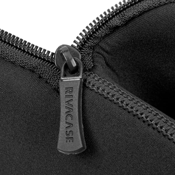 Чехол для ноутбука RivaCase 5226 15.6" / Черный photo 2 Чехол для ноутбука RivaCase 5226 15.6" / Черный photo 2