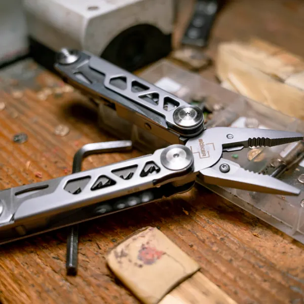 Мултитул Boker Plus Specialist Pro кемпинговый / 2Cr13 photo 6 Мултитул Boker Plus Specialist Pro кемпинговый / 2Cr13 photo 6