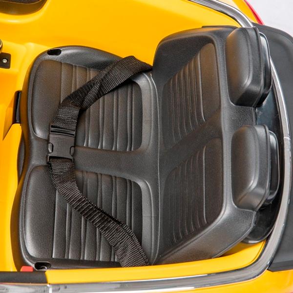Mașină electrică Volkswagen Beetle Kikka Boo 31006050368  / / 3+ / Yellow photo 9 Mașină electrică Volkswagen Beetle Kikka Boo 31006050368  / / 3+ / Yellow photo 9