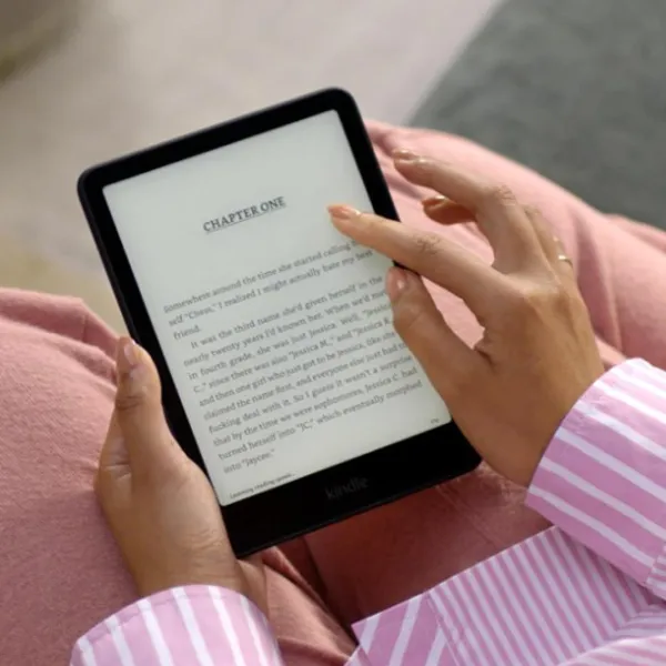 Carte electronică Kindle Paperwhite (12 Generation) (2024) 7" / E-Ink / 32 GB / Raspberry photo 4