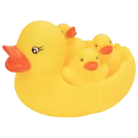 Jucării de baie Premaman Duck Duck Family de la 3 luni