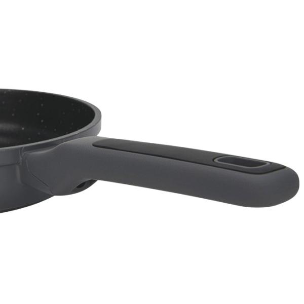 Tigaie Fissman Titanium Pro 14587 Universală / 20 cm / Black photo 6