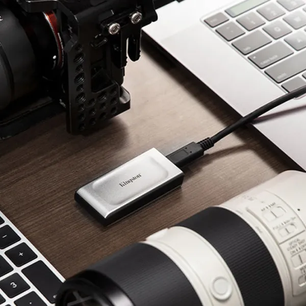 SSD Kingston XS2000 BoC 500 GB  / Silver photo 6 SSD Kingston XS2000 BoC 500 GB  / Silver photo 6