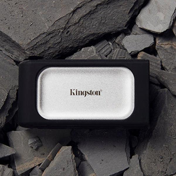 SSD Kingston XS2000 BoC 2 TB  / Silver photo 4