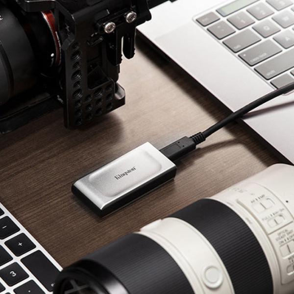 SSD Kingston XS2000 BoC 2 TB  / Silver photo 5