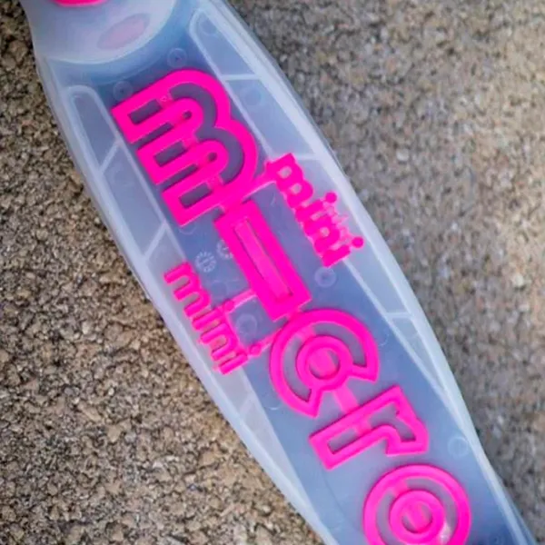 Trotinetă pentru copii cu trei roți Micro Mini Deluxe Flux LED (MMD203) 50 kg/ Pink photo 7