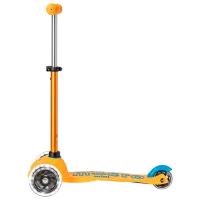 Trotinetă pentru copii cu trei roți Micro Mini Deluxe LED (MMD151) 50 kg/ Apricot photo 3