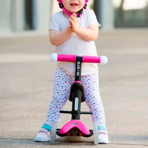 Trotinetă pentru copii cu trei roți Micro Mini2Grow Deluxe Magic LED (MMD359) 50 kg/ Pink photo 7