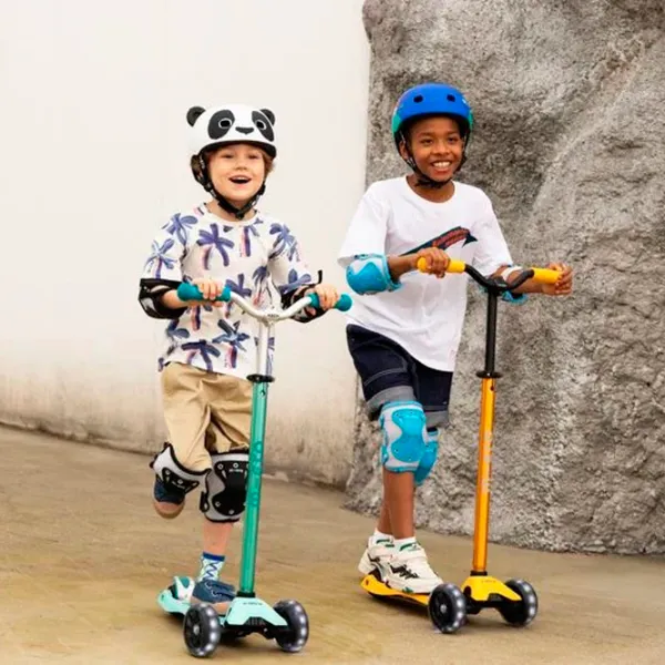 Детский трёхколёсный самокат Micro Maxi Deluxe Pro LED (MMD042) 50 кг/ Ярко синий photo 6