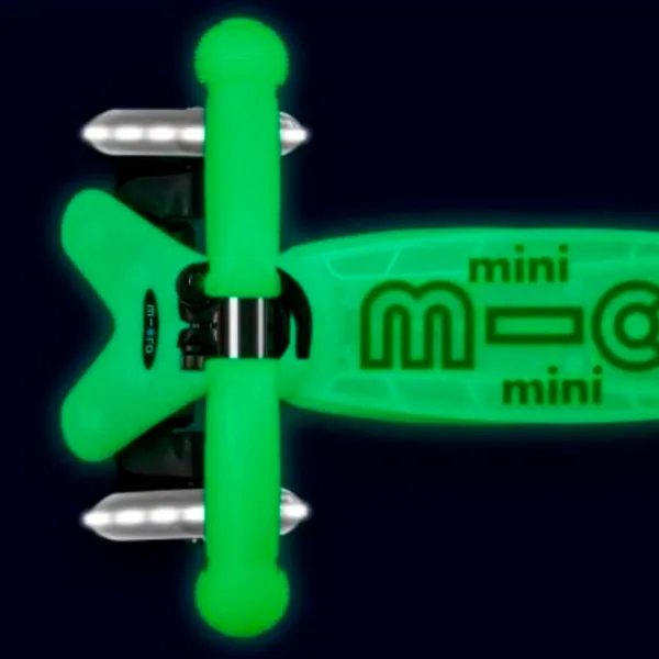 Trotinetă pentru copii cu trei roți Micro Mini Deluxe Glow LED (MMD216) 50 kg/ Icy Lime photo 3