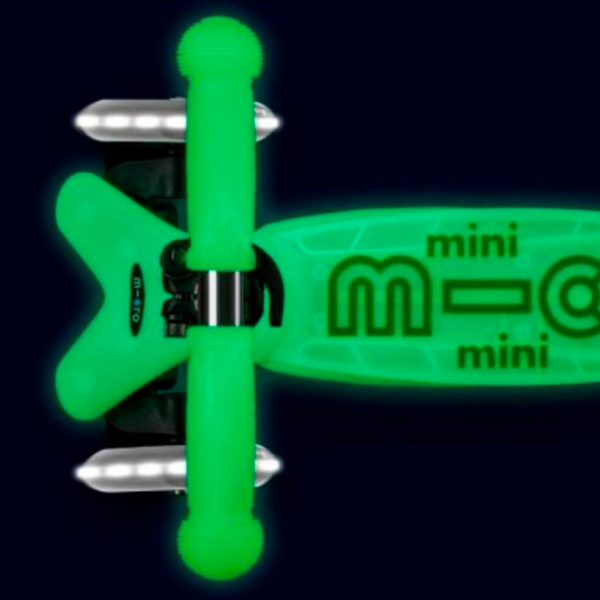 Trotinetă pentru copii cu trei roți Micro Mini Deluxe Glow LED (MMD216) 50 kg/ Icy Lime photo 3