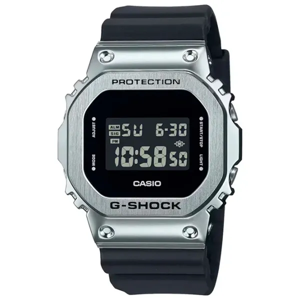 Наручные часы для мужчин Casio GM-5600U-1ER Кварцевый / 49 x 43 мм photo 1