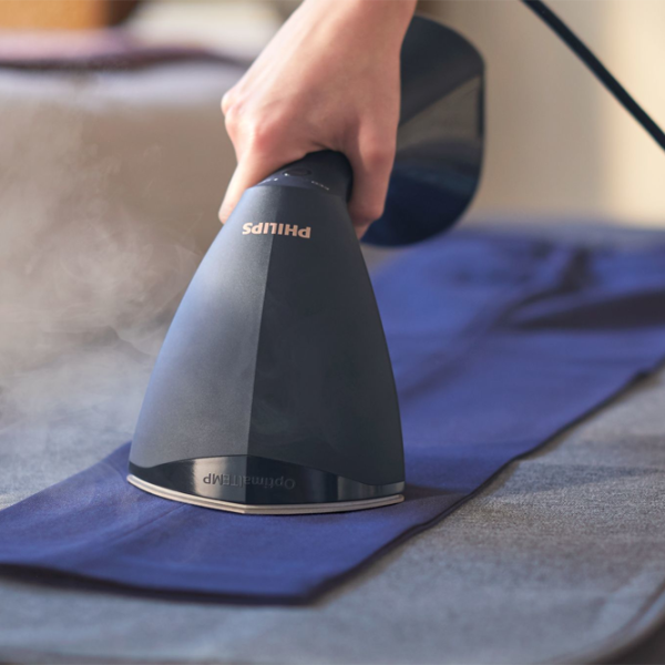 Vaporizator de călcat vertical Philips GC810/20 1600 W/ Blue photo 6 Vaporizator de călcat vertical Philips GC810/20 1600 W/ Blue photo 6