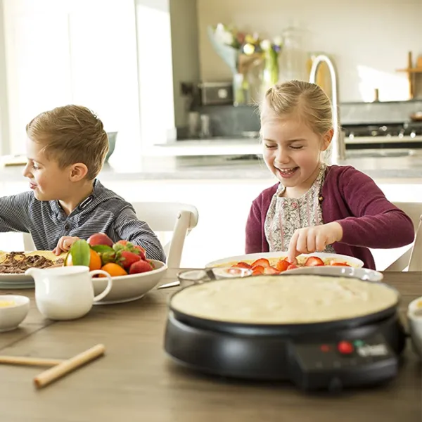 Aparat pentru clătite Russell Hobbs 20920 1200 W / Black photo 5