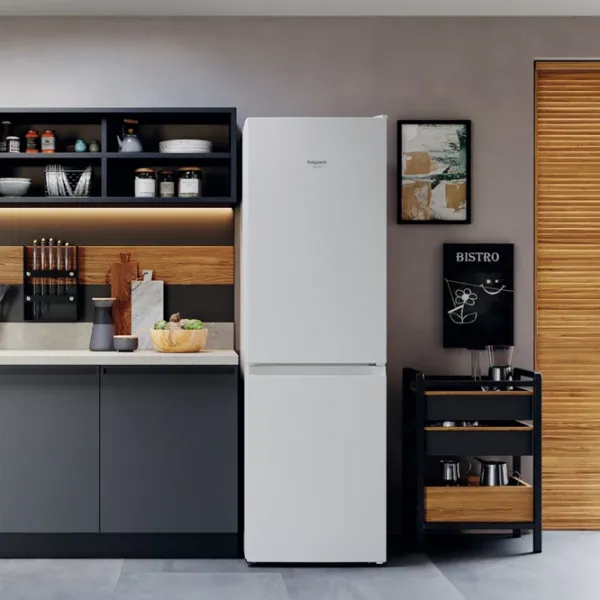 Frigider Hotpoint-Ariston HAFC8 TIA22W cu congelator jos 335 l / 191.2 cm / White photo 8