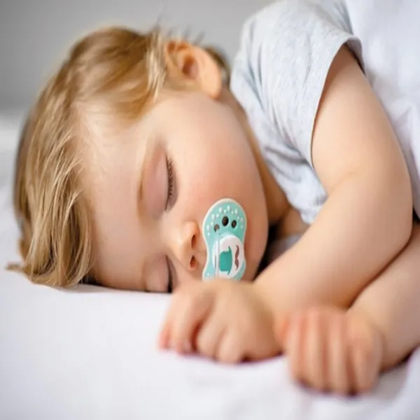 Suzetă cu tetina ortodontică Canpol RetroBaby 22/ 805 pentru băieți/ 6 luni - 18 luni/ Silicon/ Turquoise photo 5 Suzetă cu tetina ortodontică Canpol RetroBaby 22/ 805 pentru băieți/ 6 luni - 18 luni/ Silicon/ Turquoise photo 5