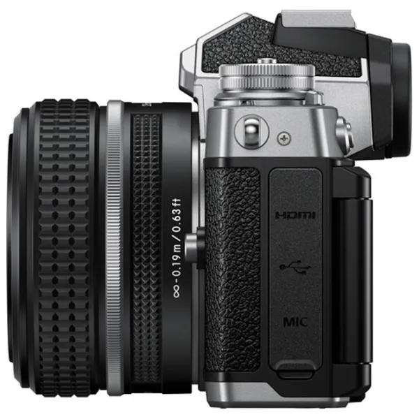 Cameră foto Nikon Z fc Kit CMOS/ Black photo 4 Cameră foto Nikon Z fc Kit CMOS/ Black photo 4