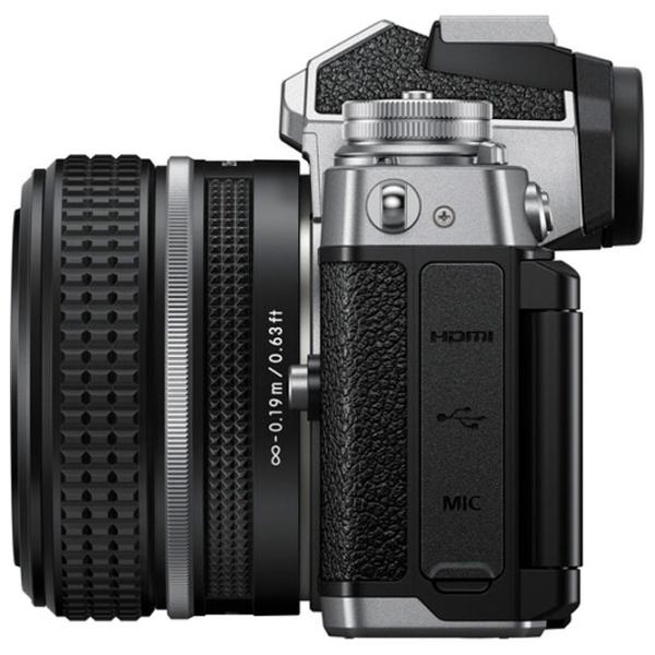 Cameră foto Nikon Z fc Kit CMOS/ Black photo 4 Cameră foto Nikon Z fc Kit CMOS/ Black photo 4