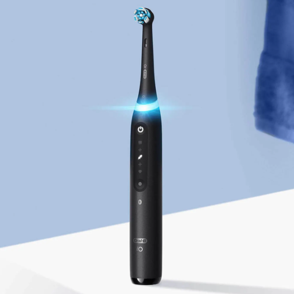 Зубная электрощетка Braun iO5 Duo 3D/ Черный photo 4 Зубная электрощетка Braun iO5 Duo 3D/ Черный photo 4