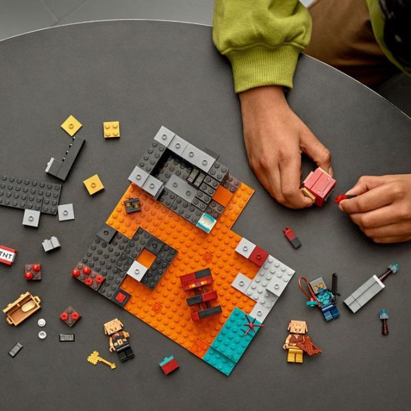 Конструктор LEGO The Nether Bastion Битва/ Разноцветный photo 5