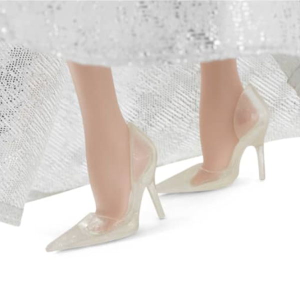 Кукла Barbie Holiday GXL18 принцесса/ 6+ photo 5 Кукла Barbie Holiday GXL18 принцесса/ 6+ photo 5