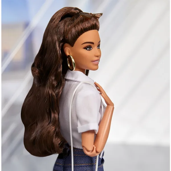Кукла Barbie Barbiestyle HCB75 модница/ 3+ photo 8 Кукла Barbie Barbiestyle HCB75 модница/ 3+ photo 8
